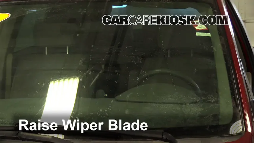 2007 Nissan Quest 3.5L V6 Windshield Wiper Blade (Front)